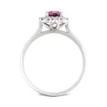 Pierścionek z różowym szafirem